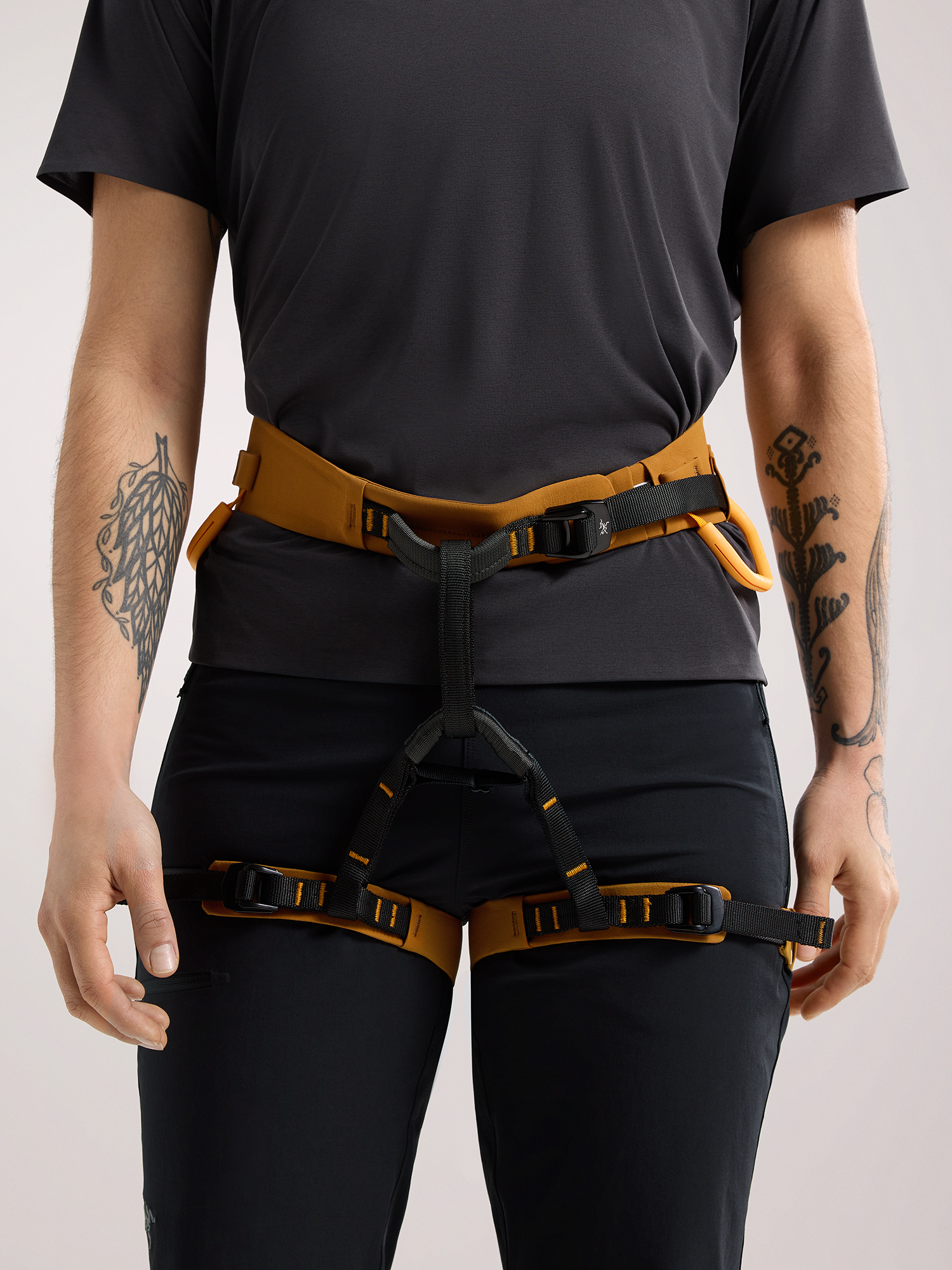 Arc'teryx Women's AR-385a Harness Yukon/Amaranthus/Edziza